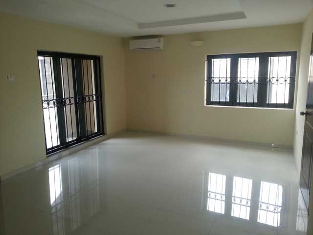 Senerolu, Oniru, Lagos livingroom